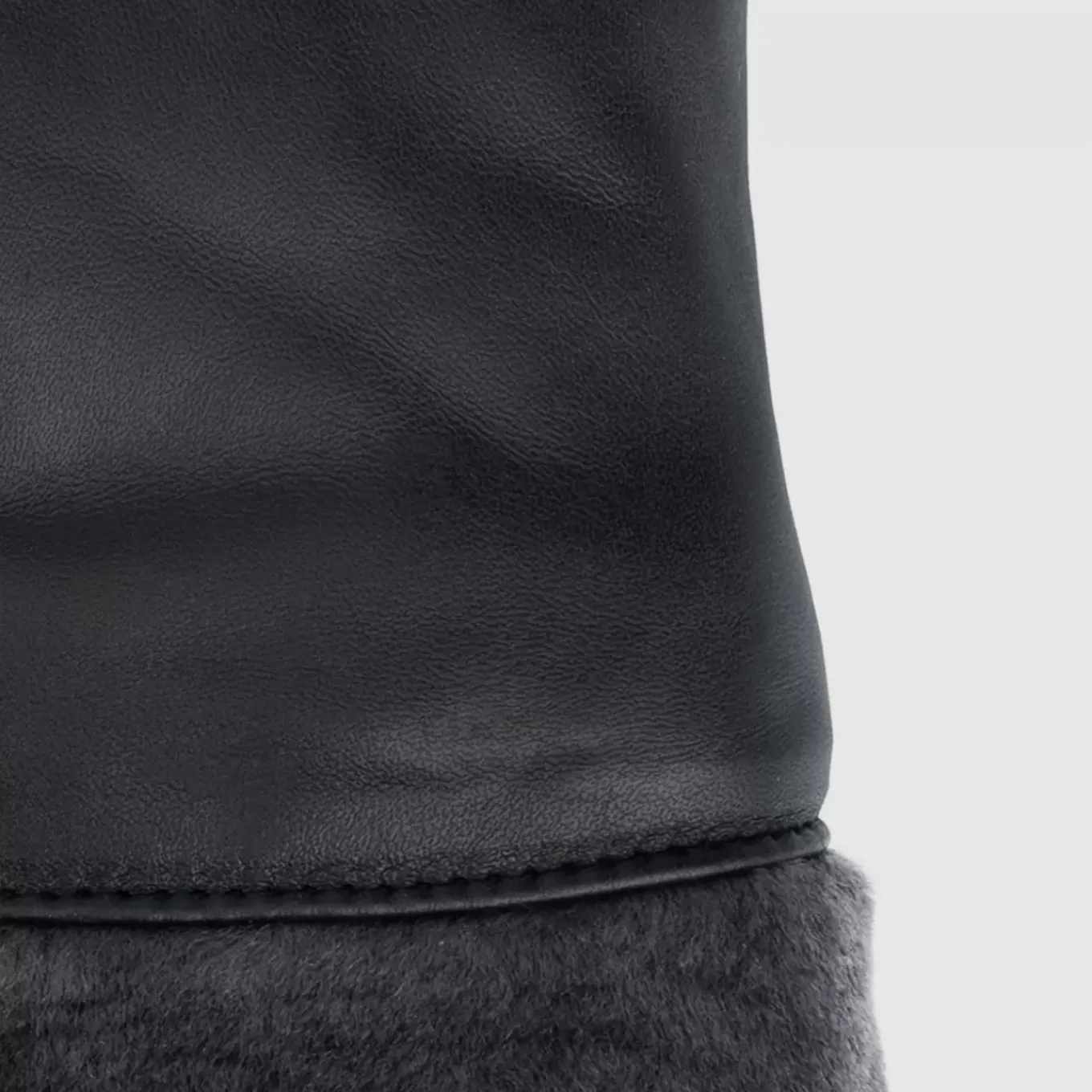 Classic Cuff Glove