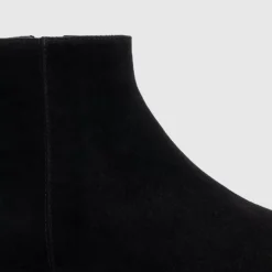 Prisilla
