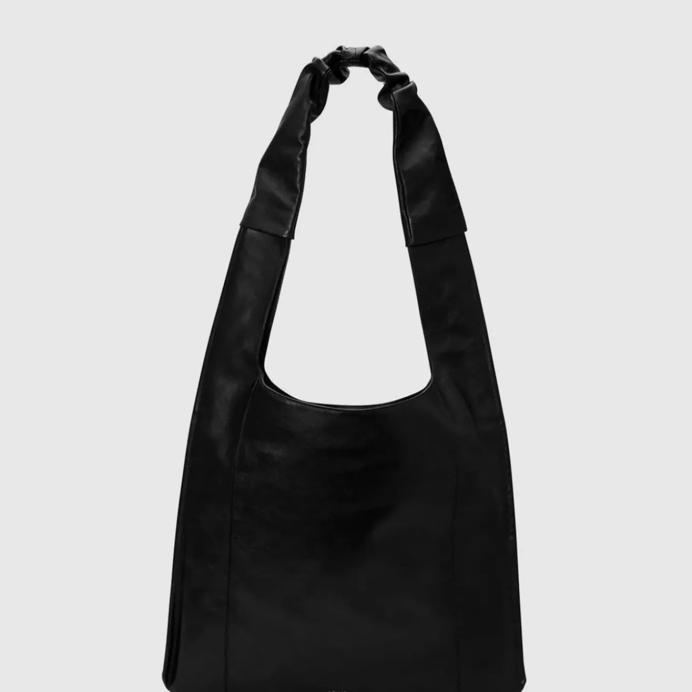 Roxanna Hobo