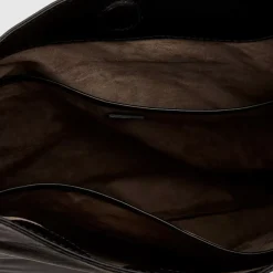 Roxanna Hobo